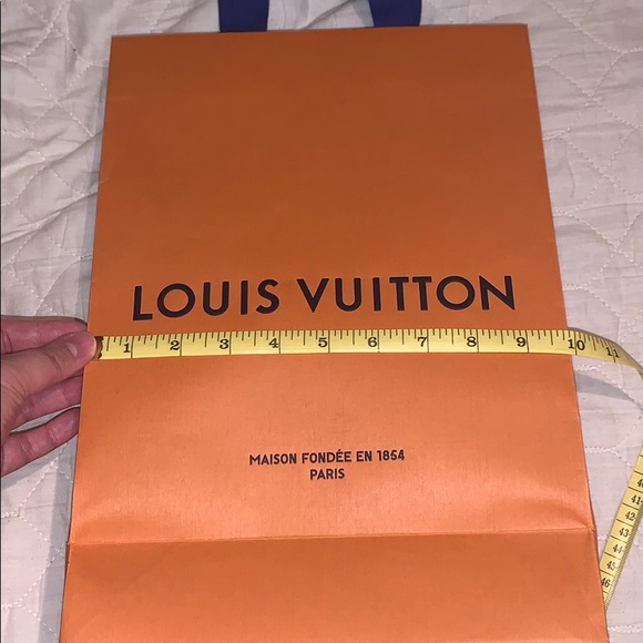 Louis Vuitton gift bag - Picture 4 of 5